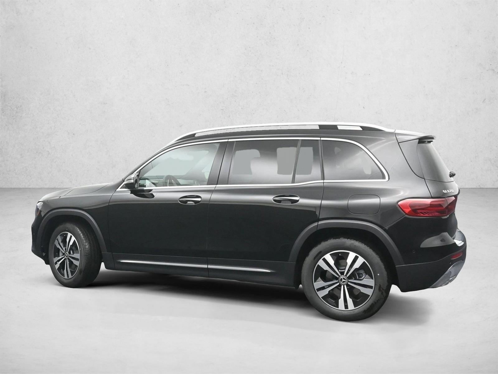 2025 Mercedes Benz GLB 250 4MATIC photo 4