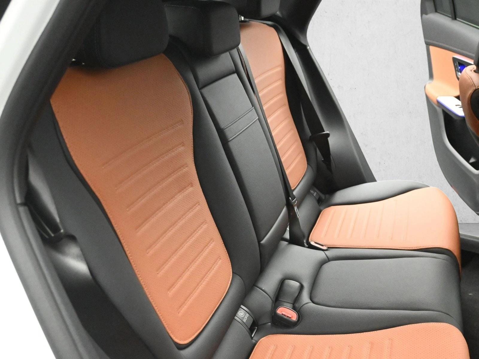 2026 MERCEDES-BENZ GLC-CLASS - Image 23