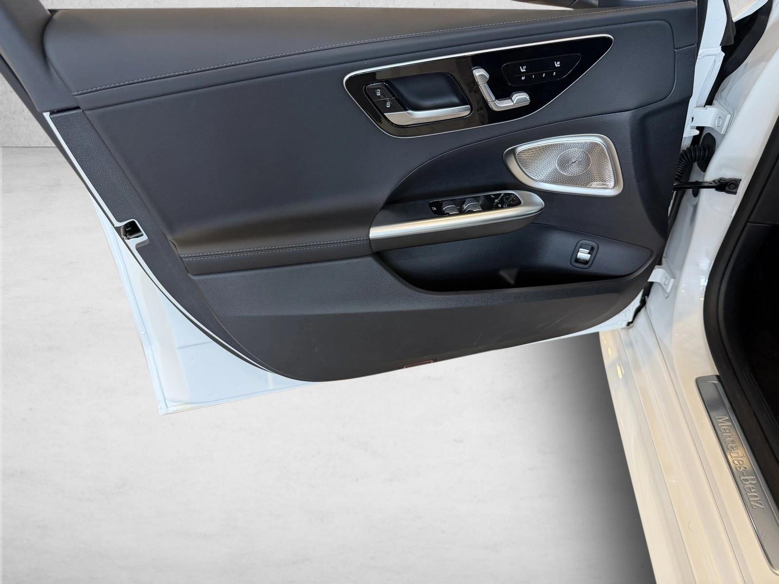2026 Mercedes-Benz C-Class Sedan C 300 - Photo 10