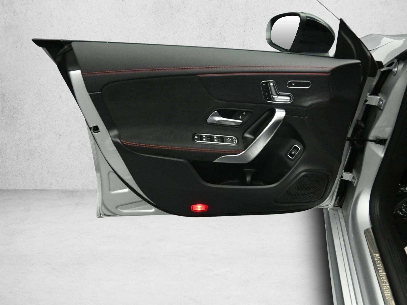2023 MERCEDES-BENZ CLA-CLASS - Image 20