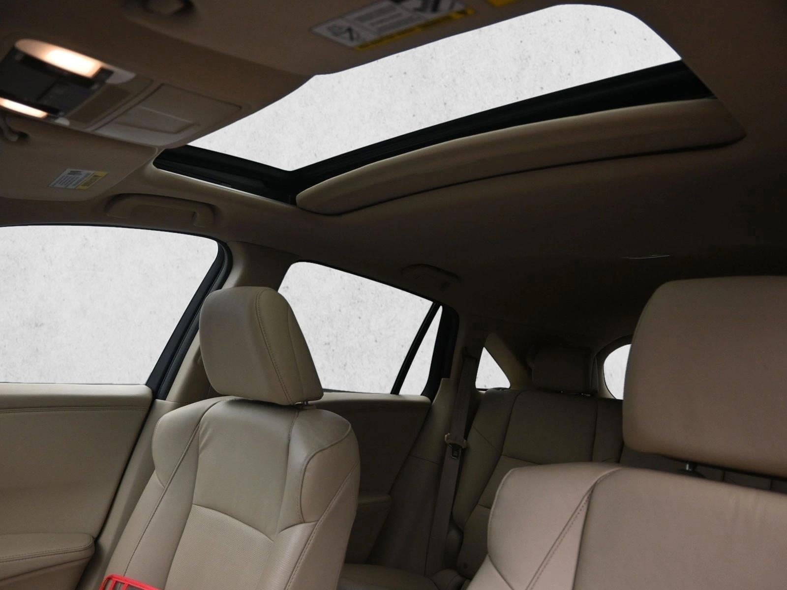 2015 ACURA RDX - Image 18