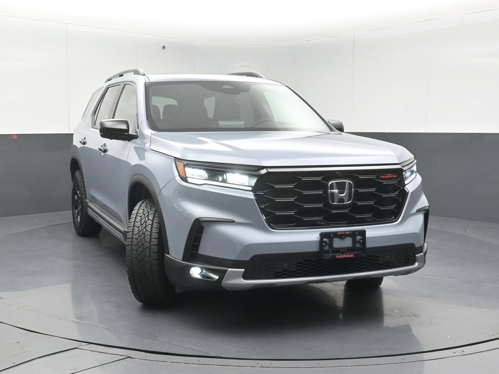 2024 Honda Pilot TrailSport photo 4