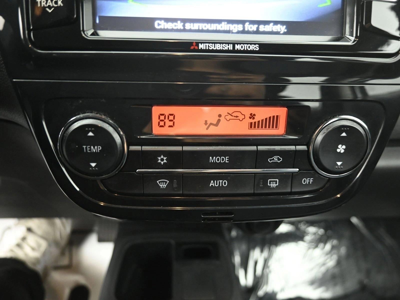 2017 MITSUBISHI MIRAGE - Image 11