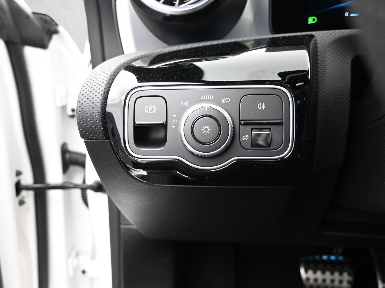 2025 MERCEDES-BENZ CLA-CLASS - Image 19