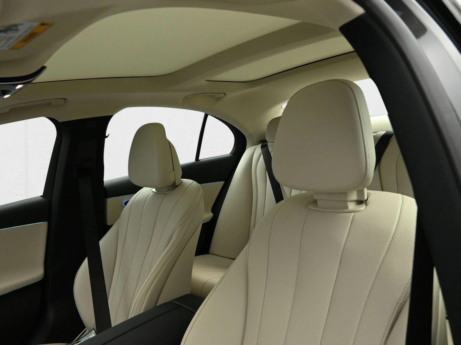 2026 MERCEDES-BENZ E-CLASS - Image 9