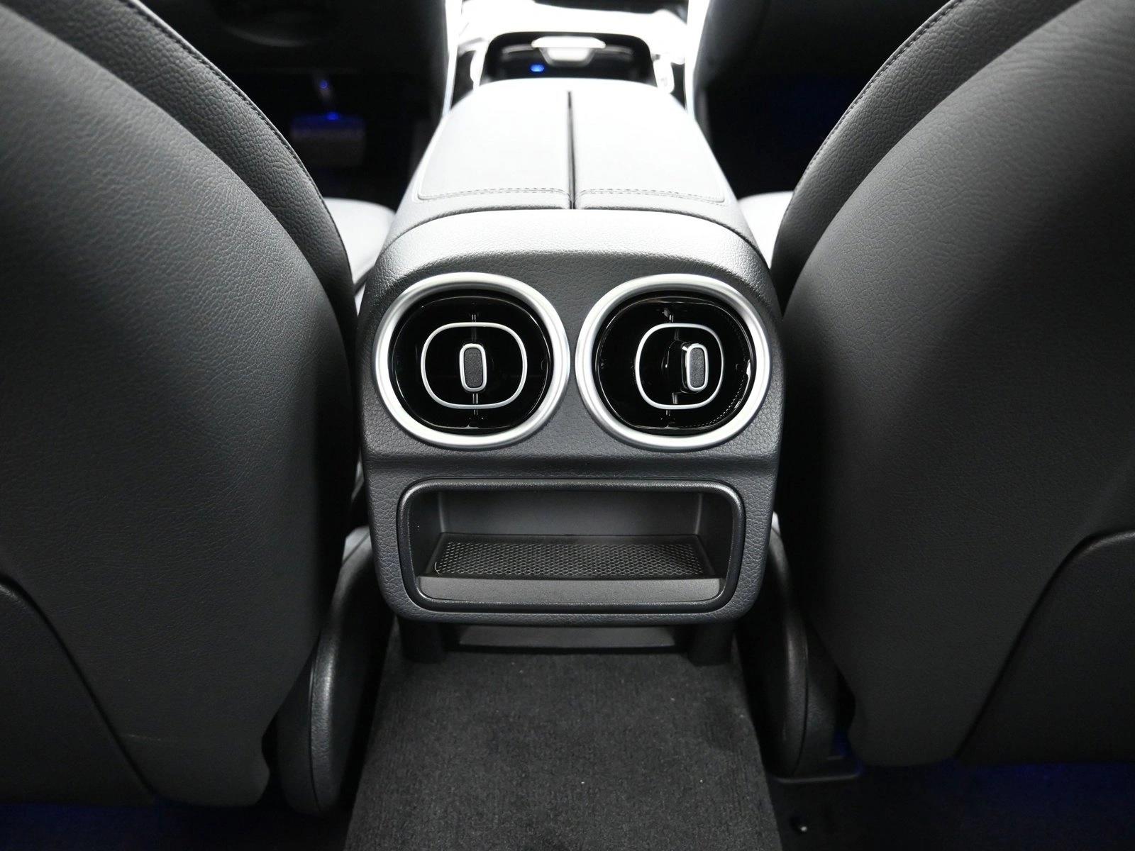 2025 MERCEDES-BENZ C-CLASS - Image 22