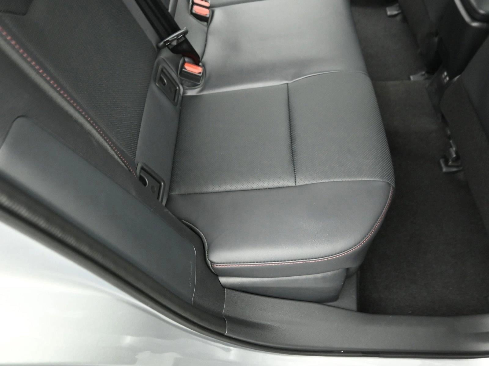 2026 TOYOTA PRIUS PRIME (PHEV) - Image 28