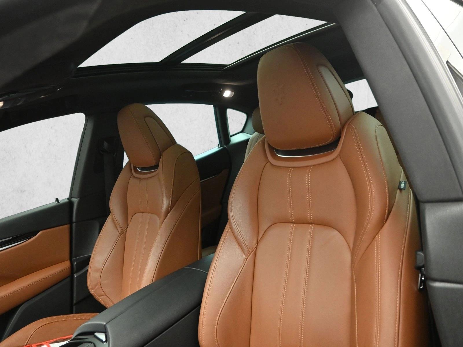 2021 MASERATI LEVANTE - Image 9