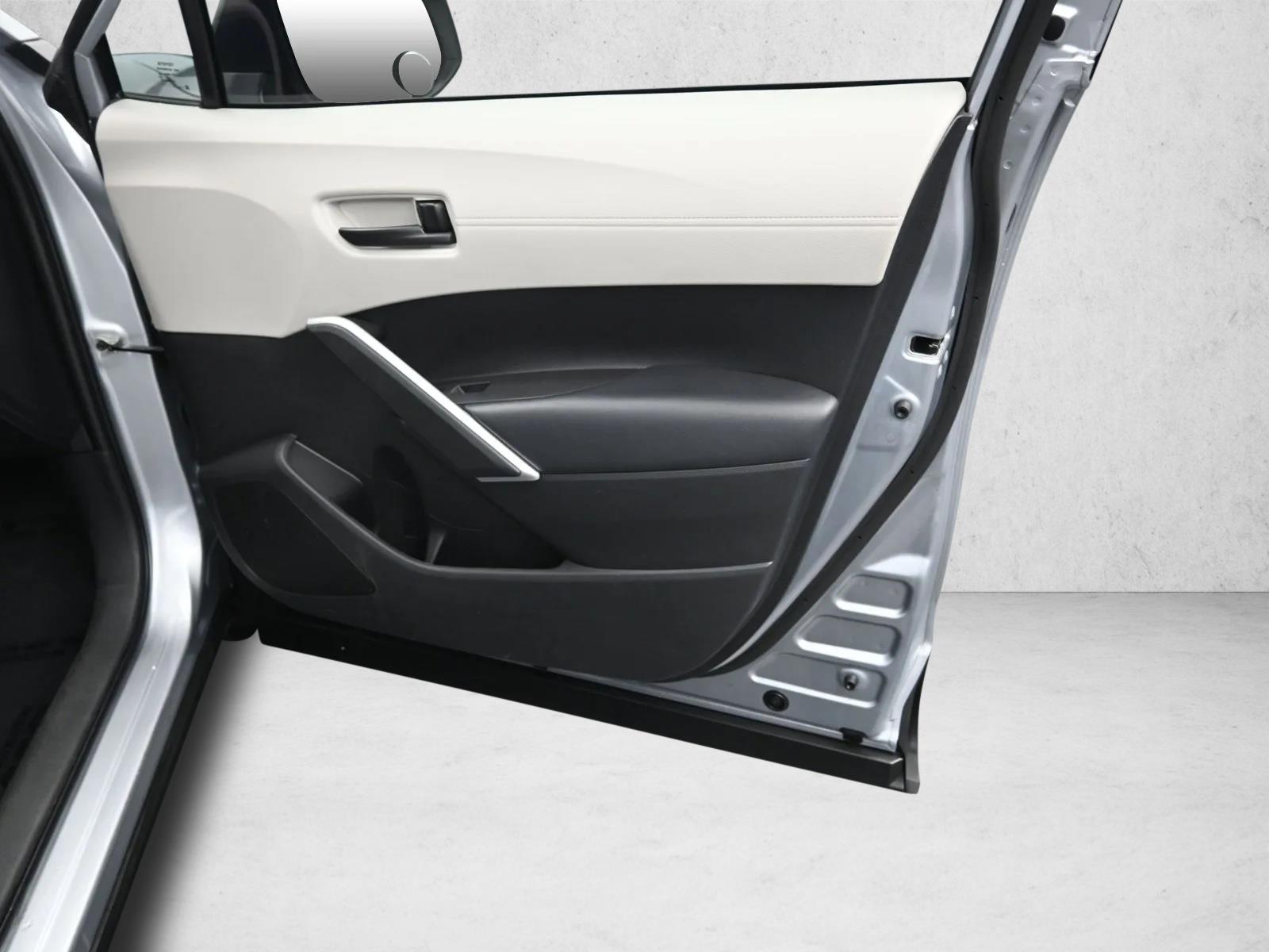 2022 TOYOTA COROLLA CROSS - Image 30