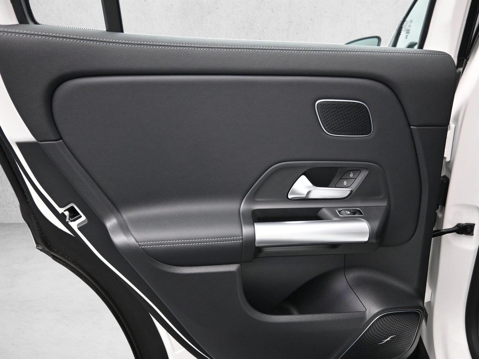 2025 MERCEDES-BENZ GLA-CLASS - Image 24