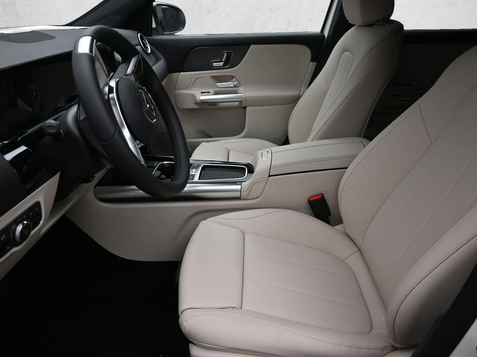 2025 MERCEDES-BENZ GLA-CLASS - Image 8