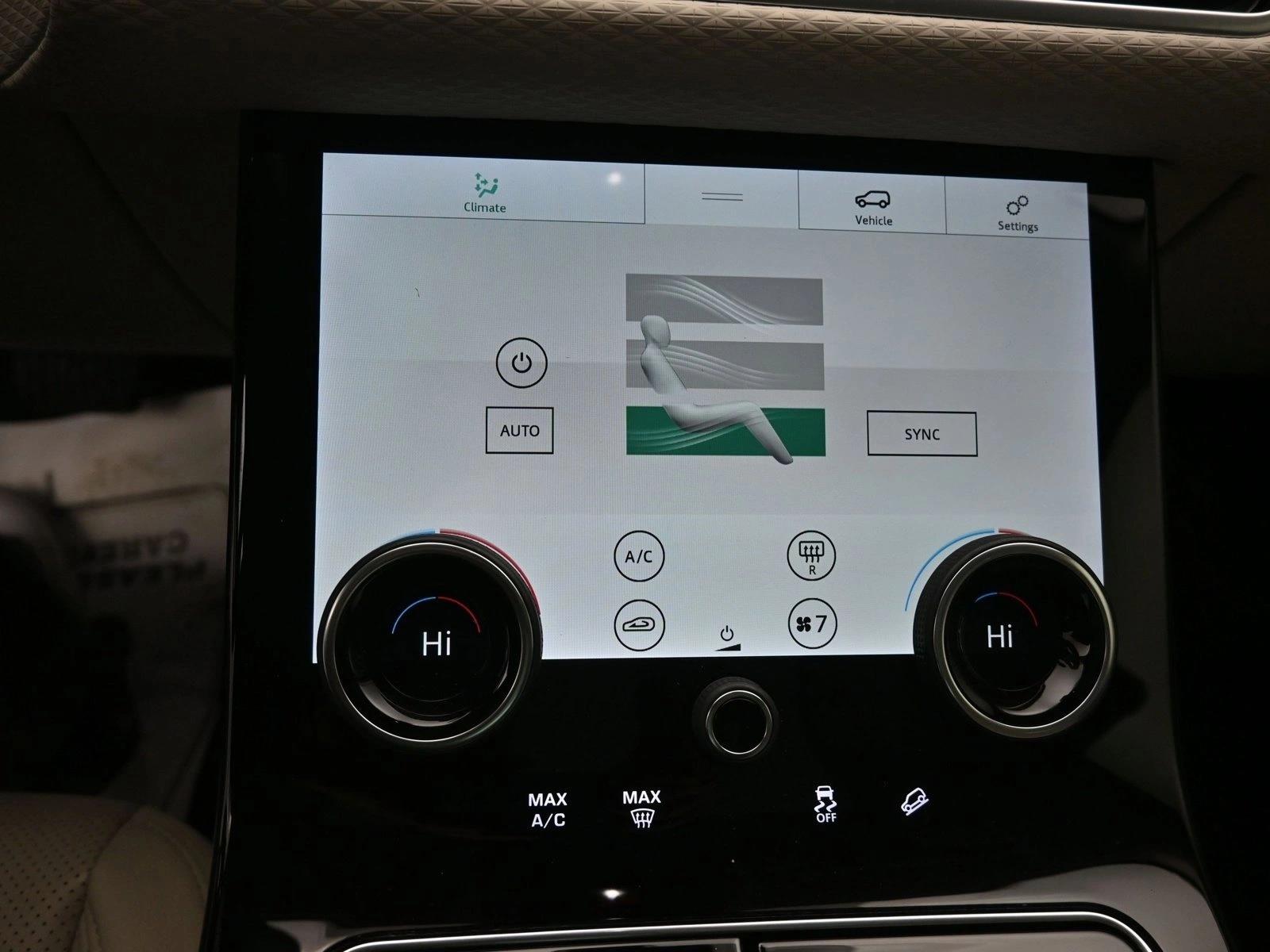 2020 LAND ROVER RANGE ROVER VELAR - Image 17