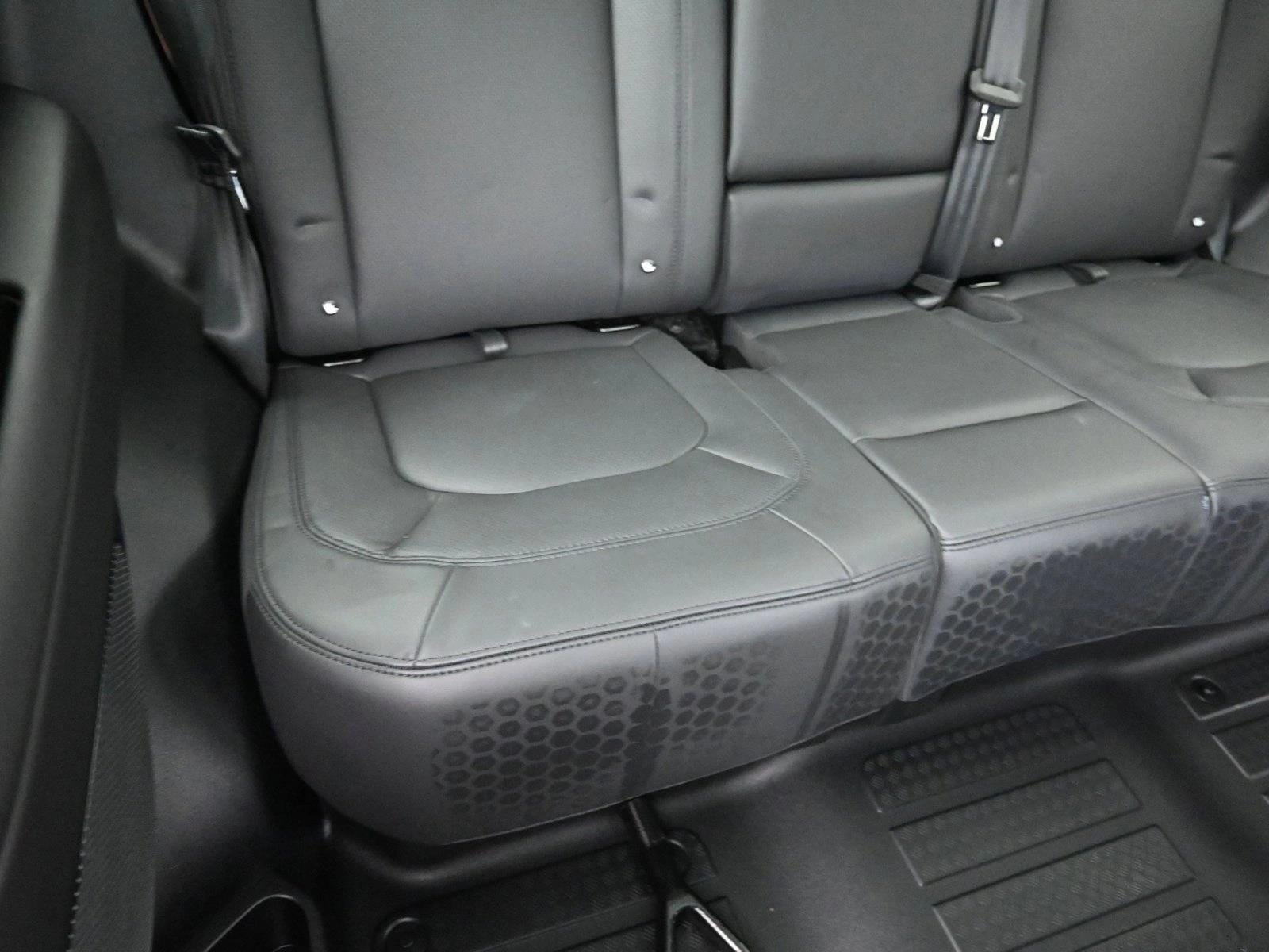 2024 LAND ROVER DEFENDER - Image 23