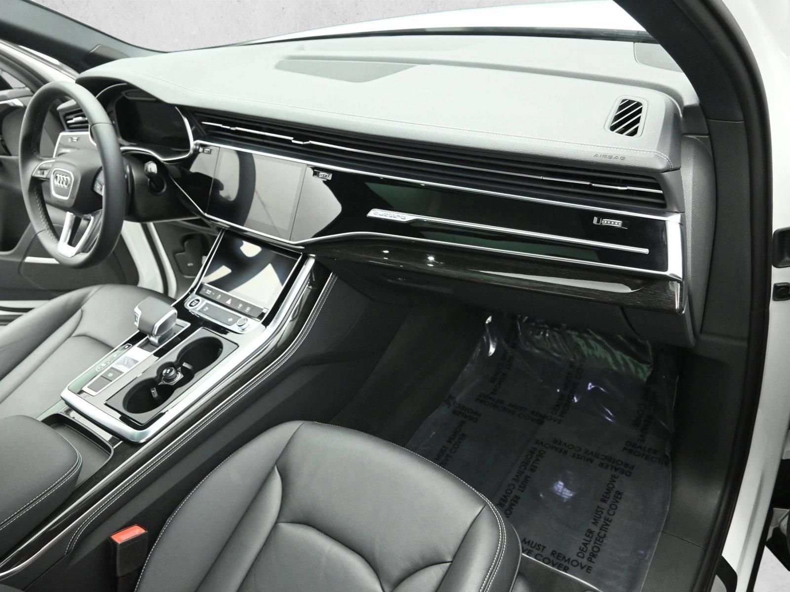 2025 AUDI Q7 - Image 30