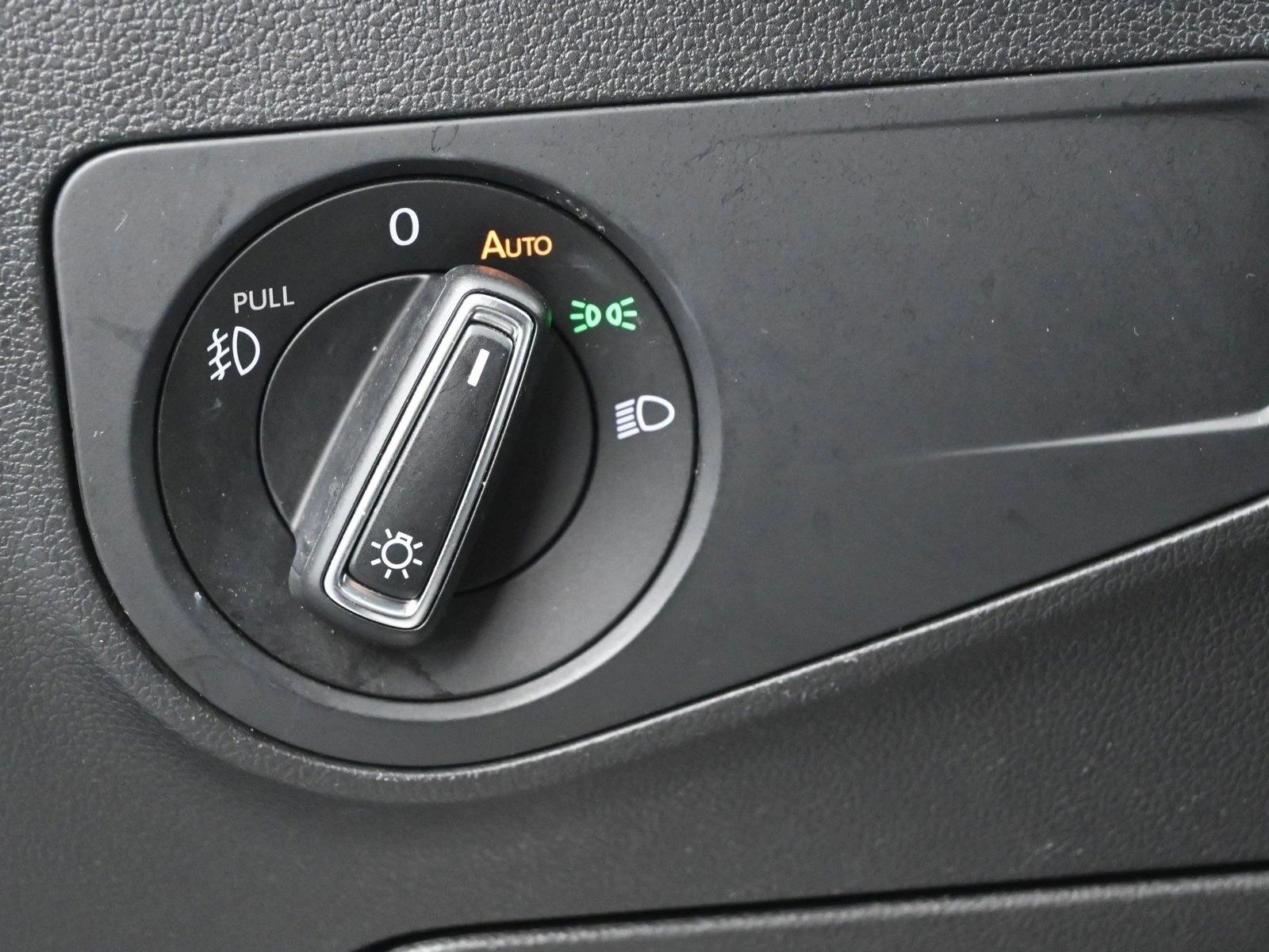 2019 VOLKSWAGEN TIGUAN - Image 10