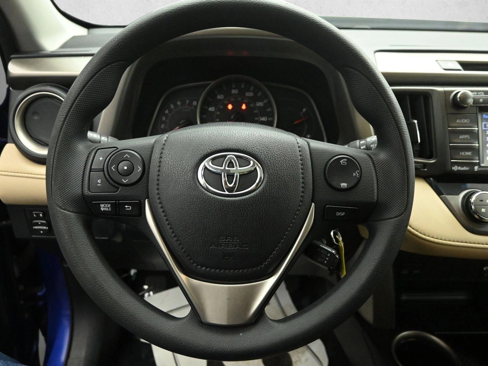 2015 TOYOTA RAV4 - Image 14