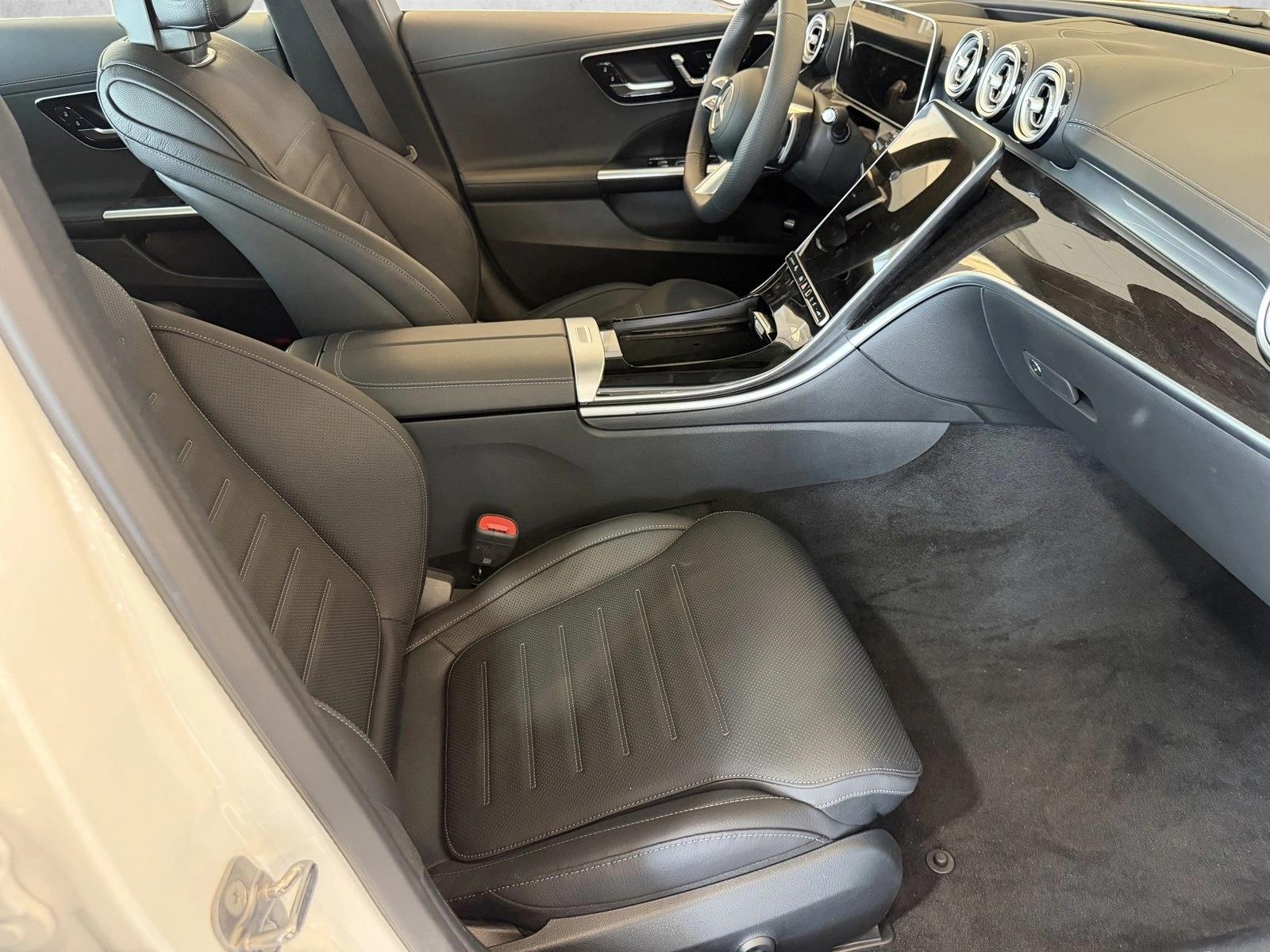 2026 Mercedes-Benz C-Class Sedan C 300 - Photo 23