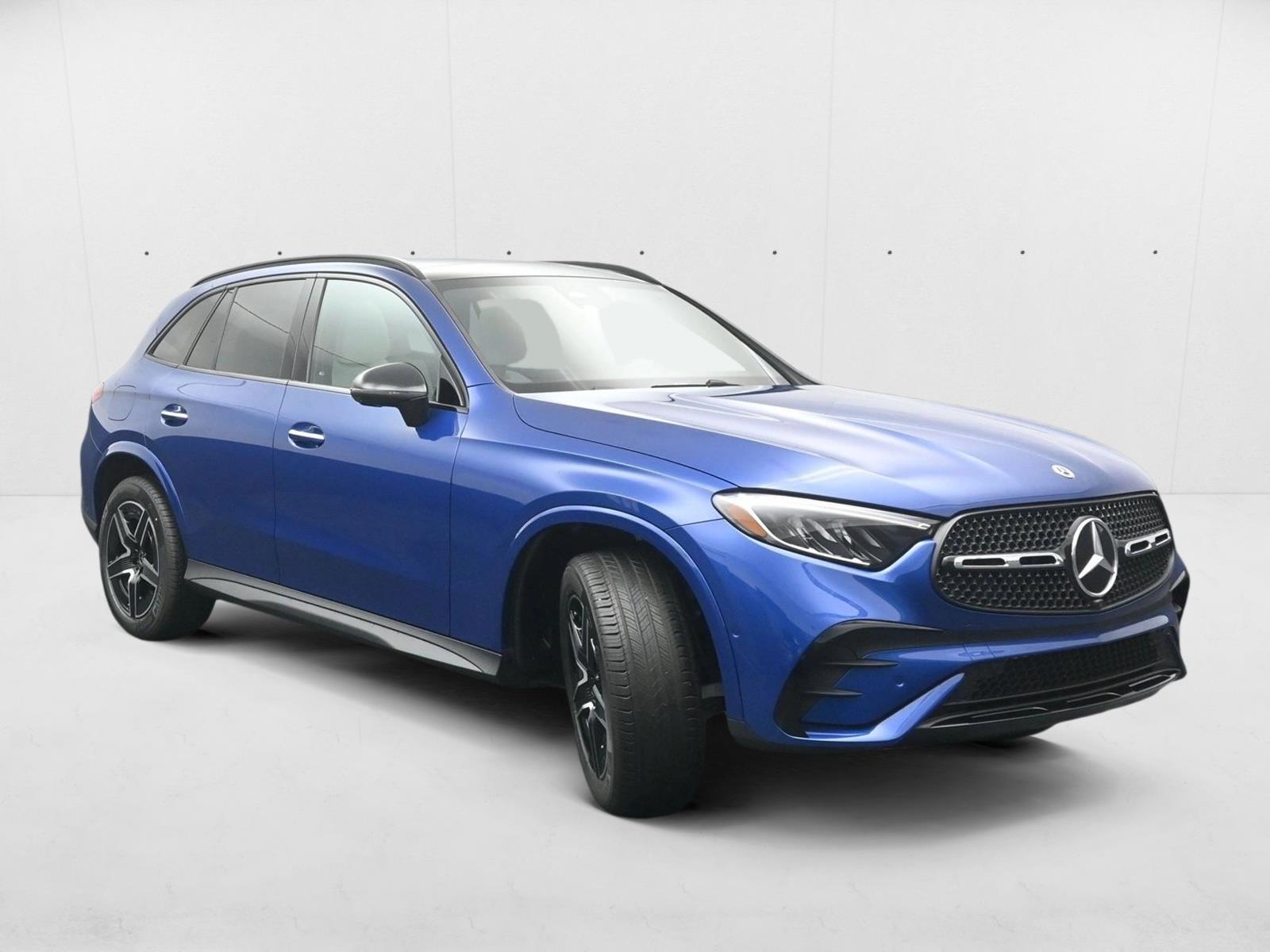 2025 Mercedes Benz GLC 300 4MATIC photo 4