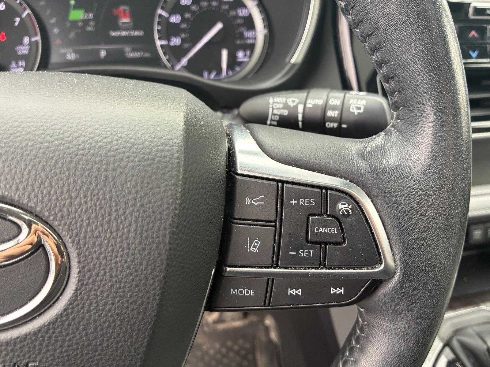 2020 TOYOTA HIGHLANDER - Image 18