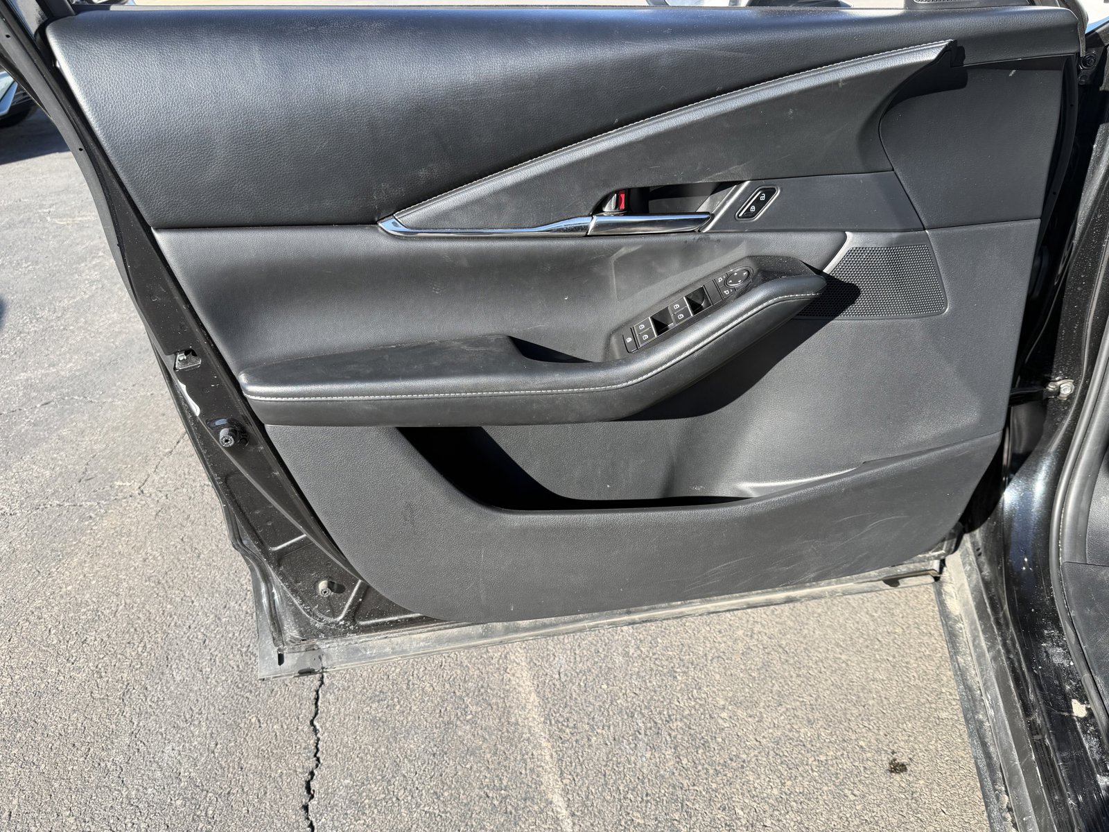 2025 MAZDA CX-30 - Image 12