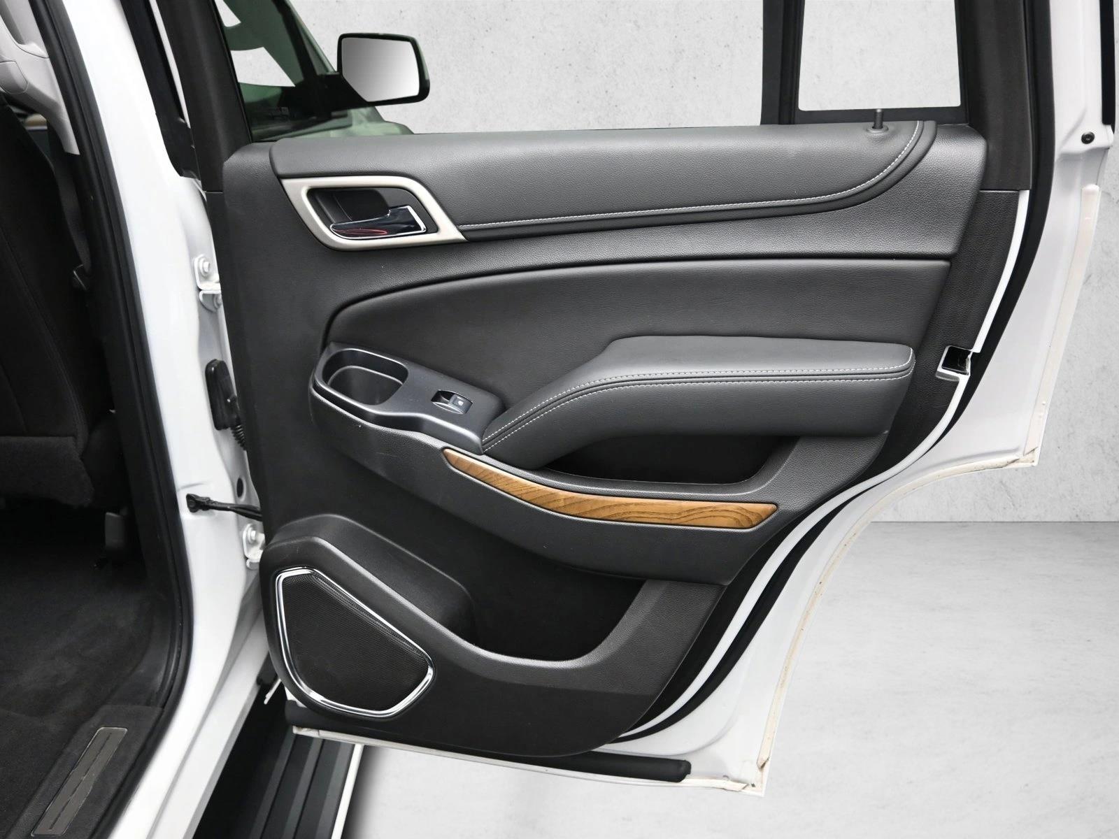 2020 GMC YUKON - Image 23