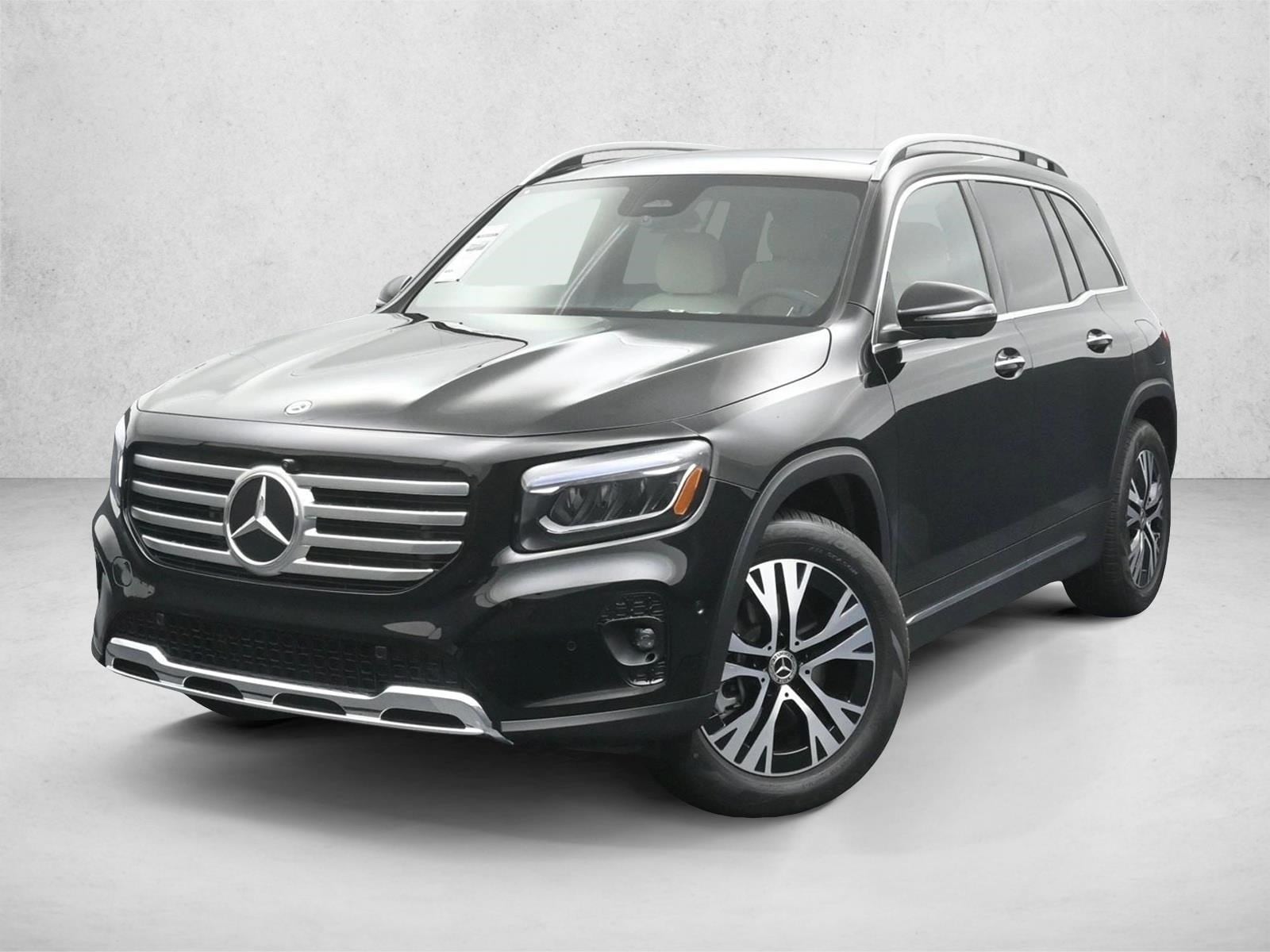 2025 Mercedes-Benz GLB Base's photo