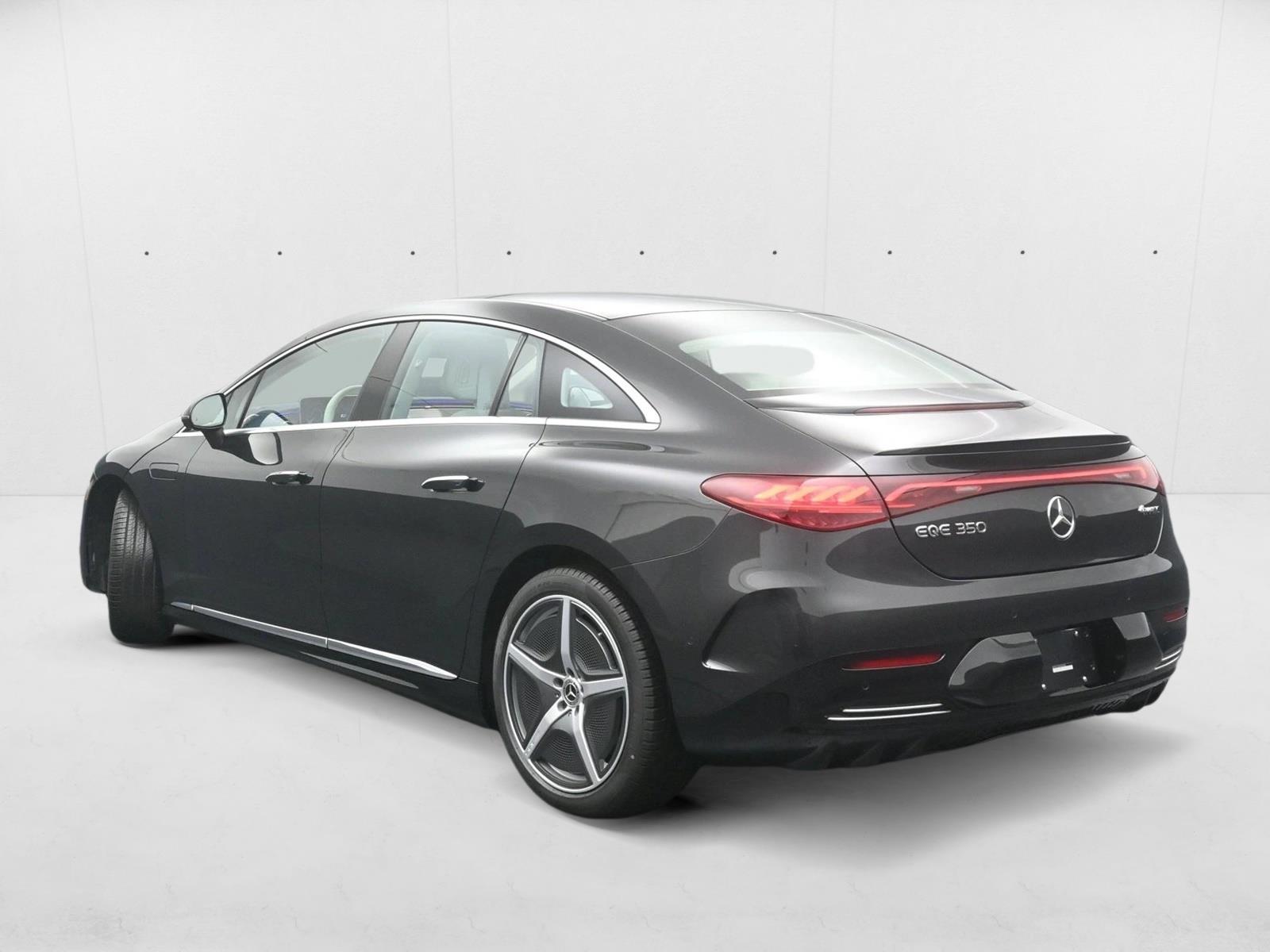 2025 Mercedes Benz 350 4MATIC photo 3