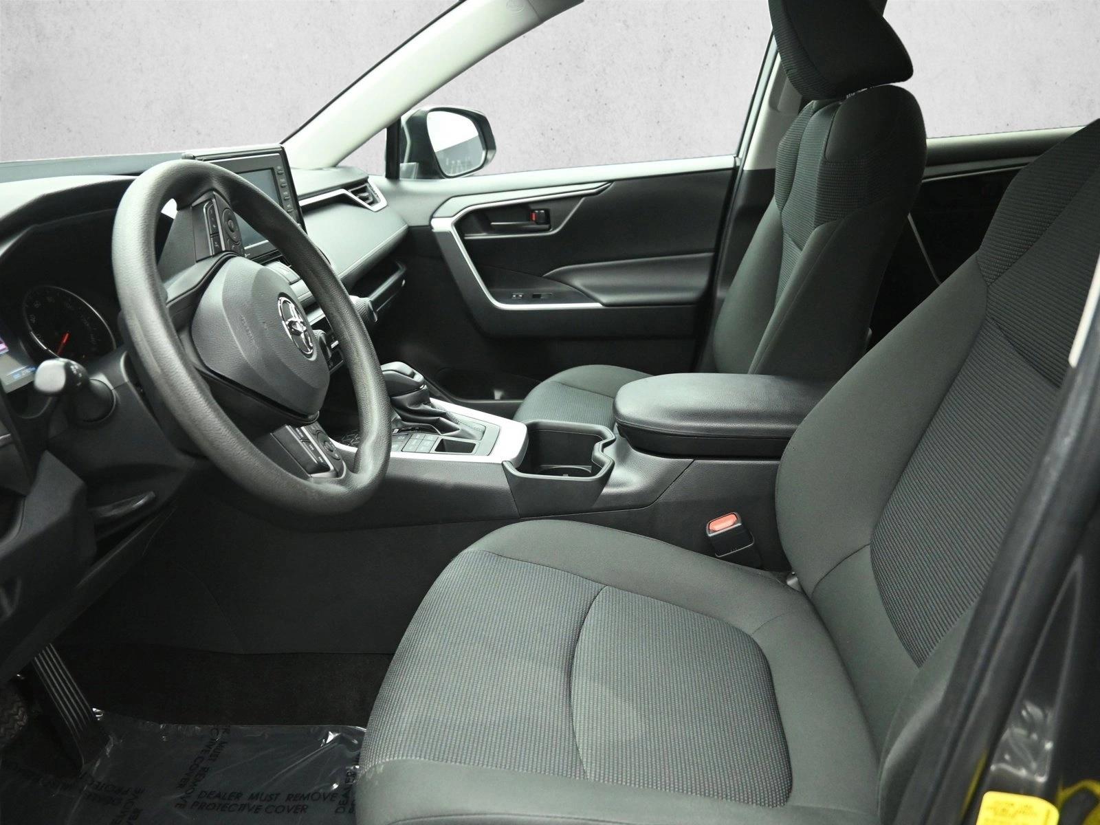 2022 TOYOTA RAV4 - Image 8