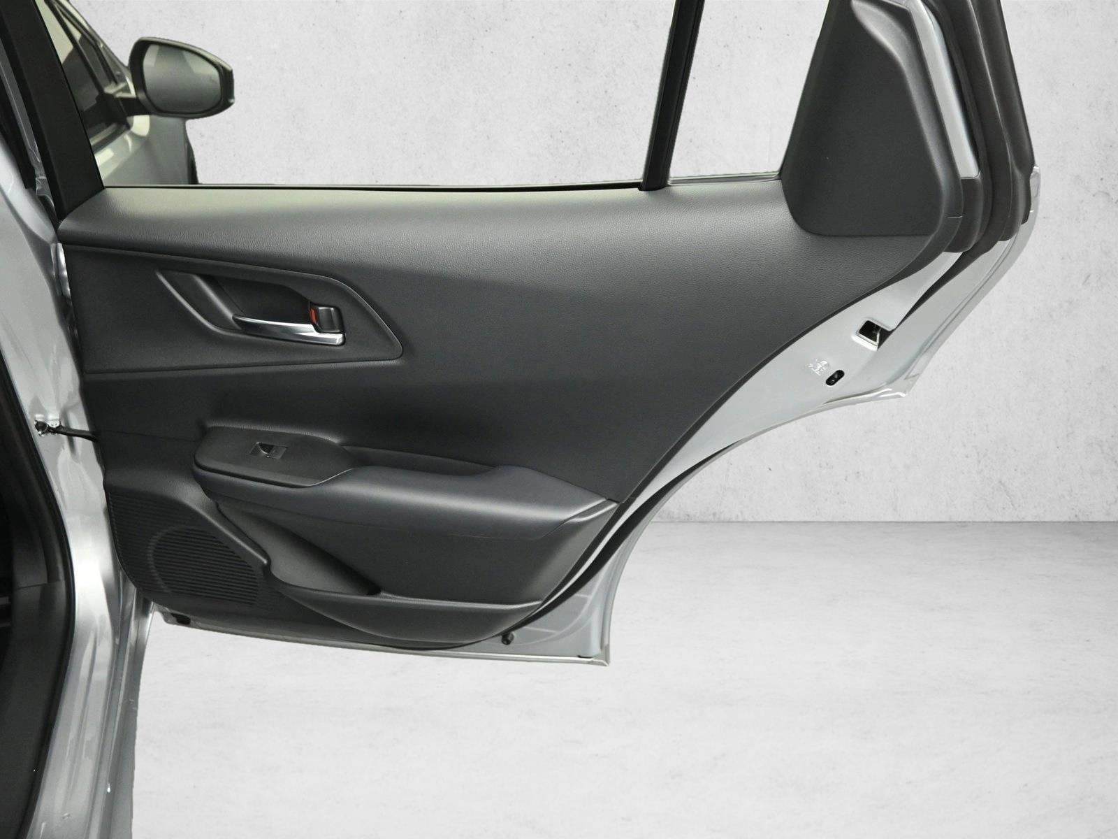 2026 TOYOTA PRIUS PRIME (PHEV) - Image 29