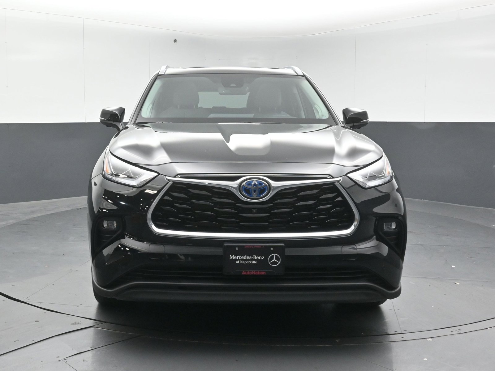 2023 Toyota Highlander Hybrid Limited photo 3