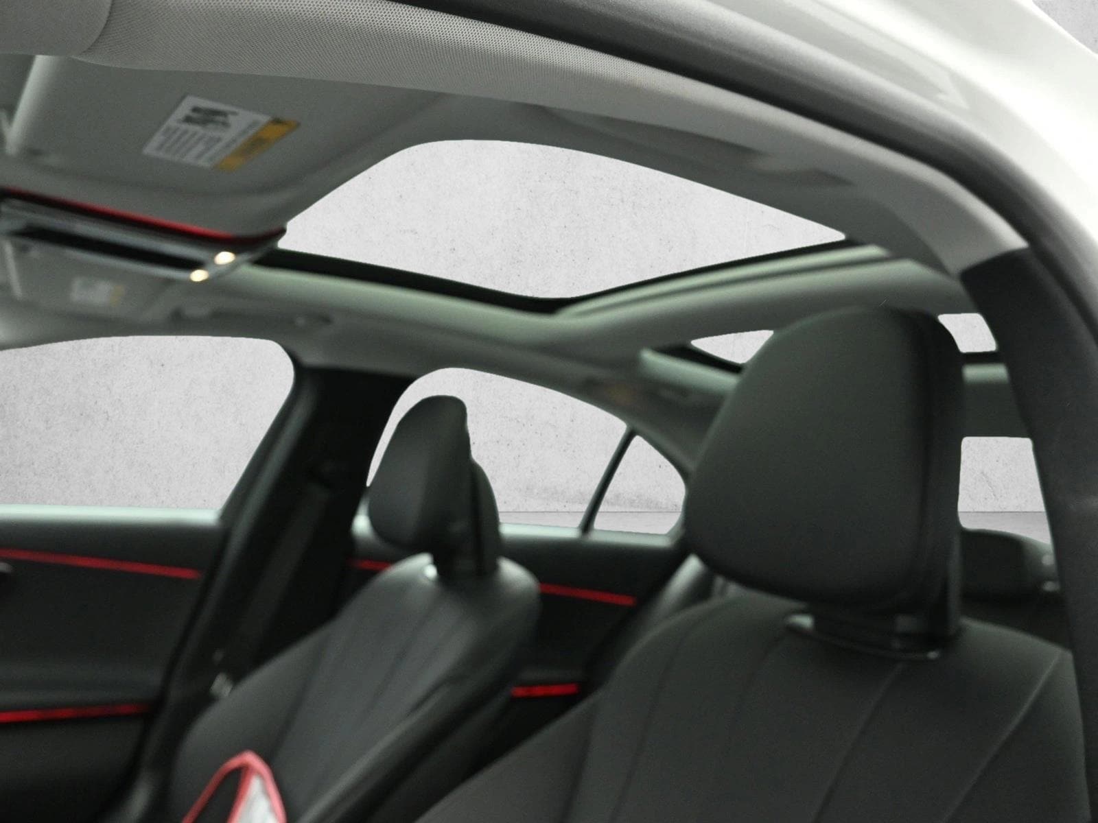 2025 MERCEDES-BENZ E-CLASS - Image 18