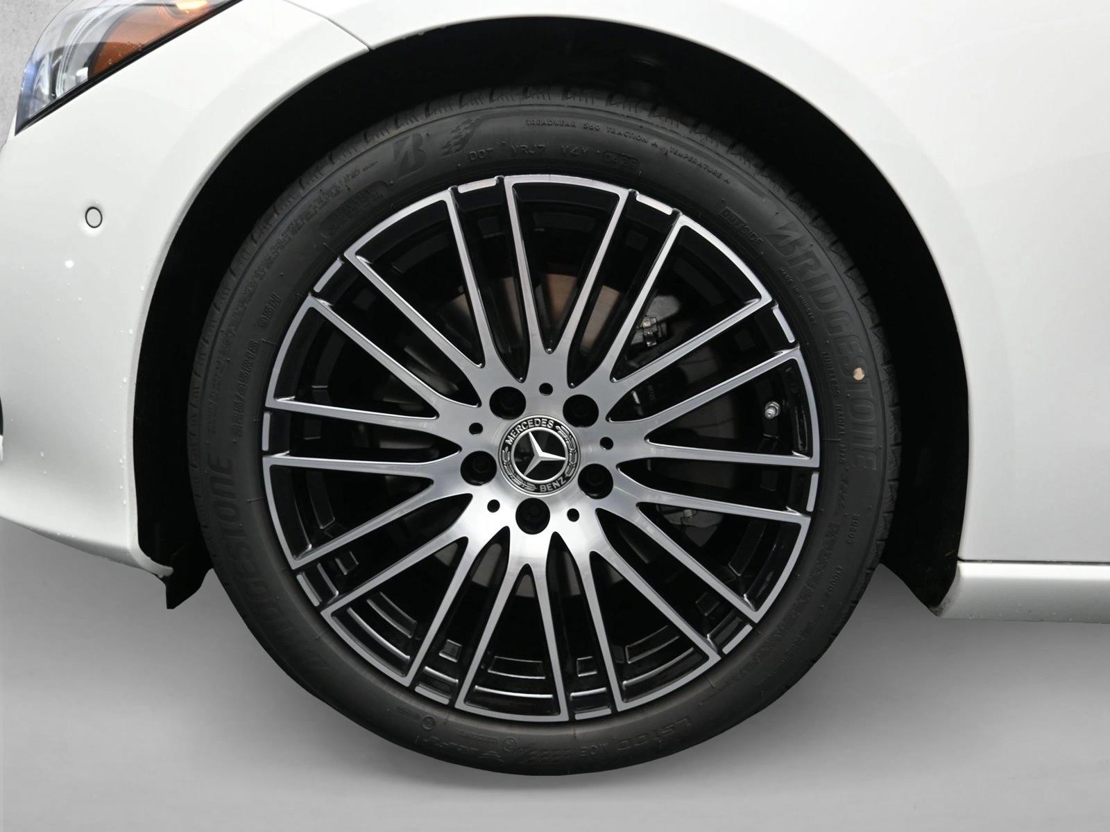 2025 MERCEDES-BENZ C-CLASS - Image 30