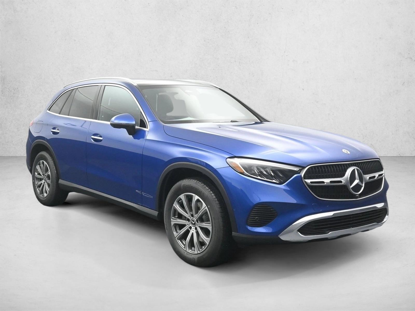 2025 Mercedes Benz GLC 300 4MATIC photo 4