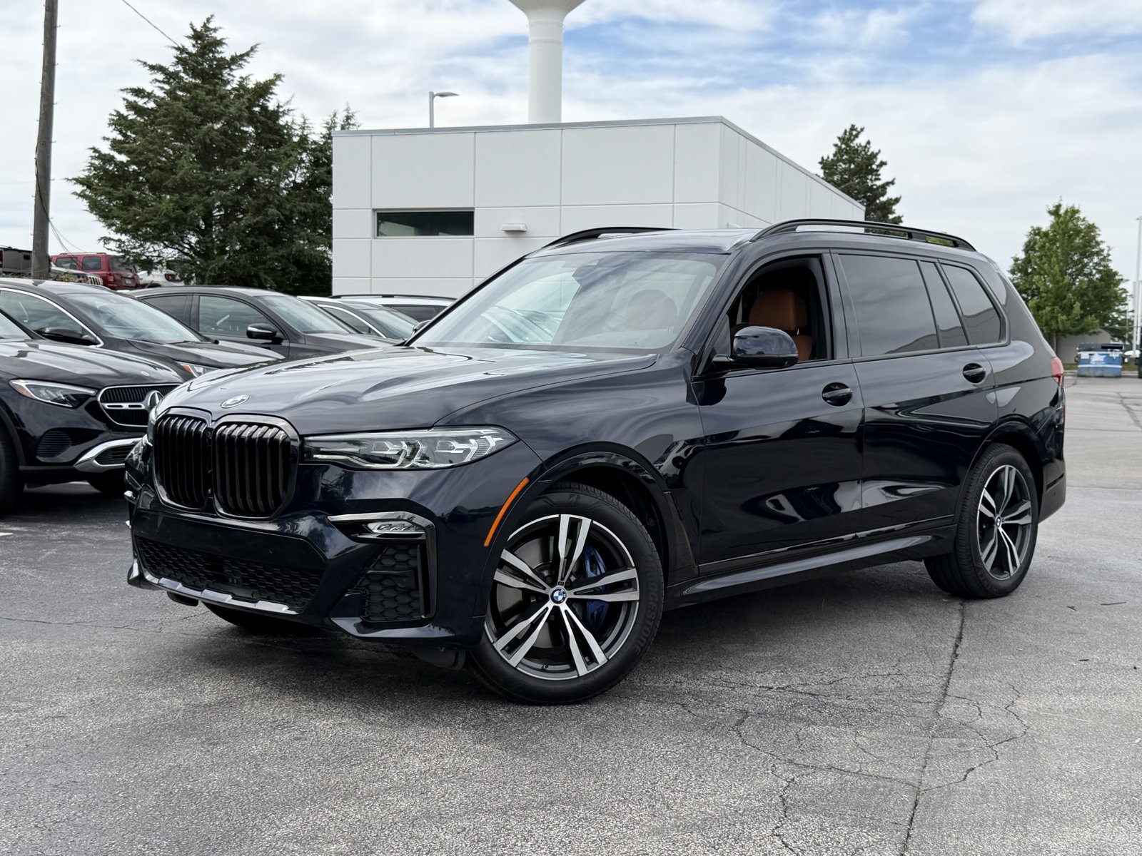 2021 BMW X7 xDrive40i's photo