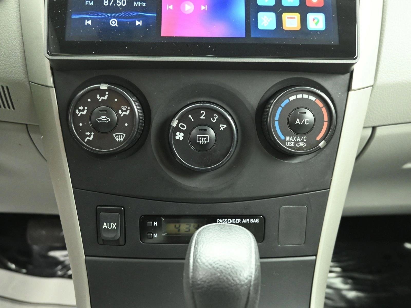 2010 TOYOTA COROLLA - Image 12