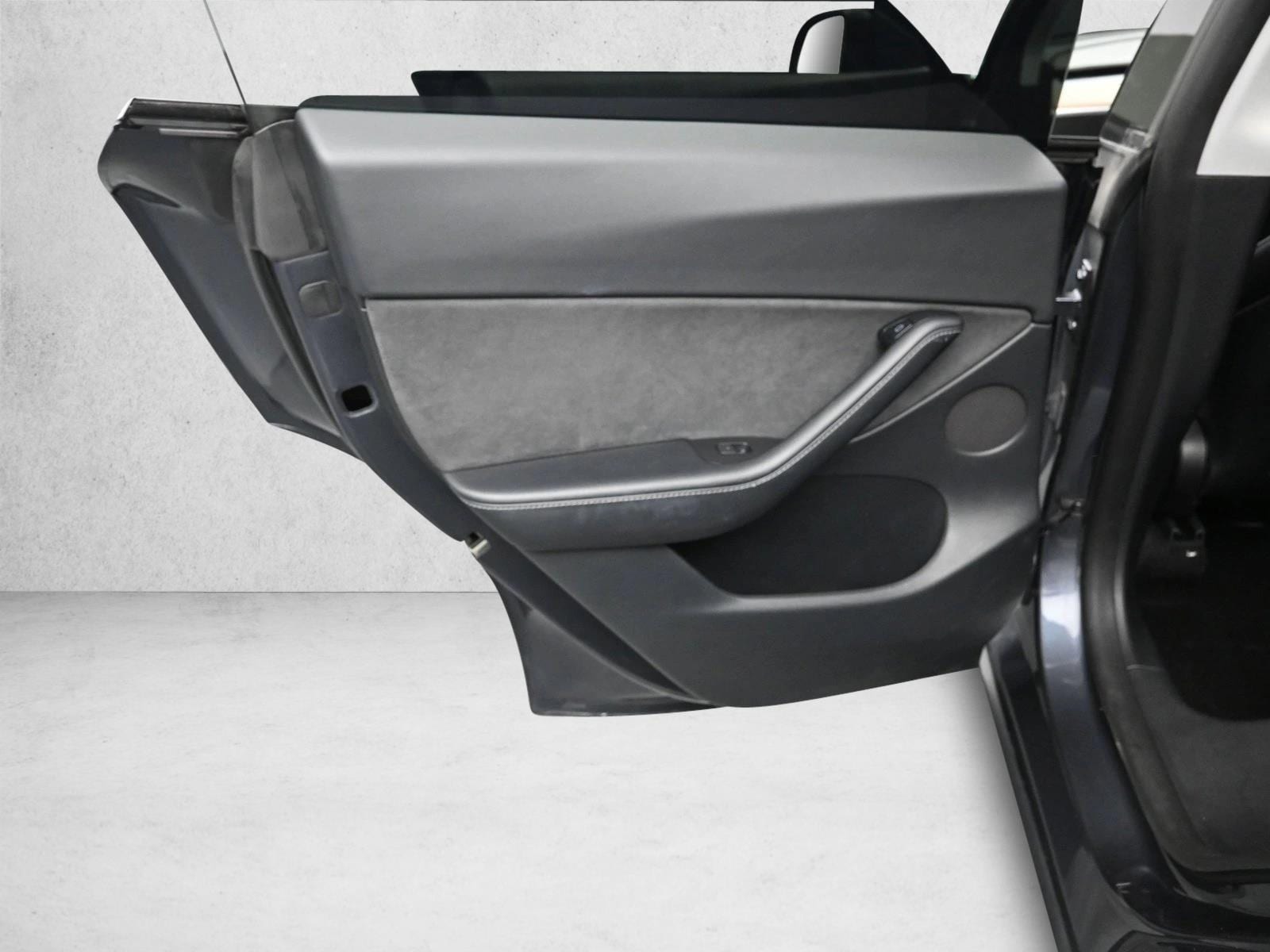 2021 TESLA MODEL Y - Image 19