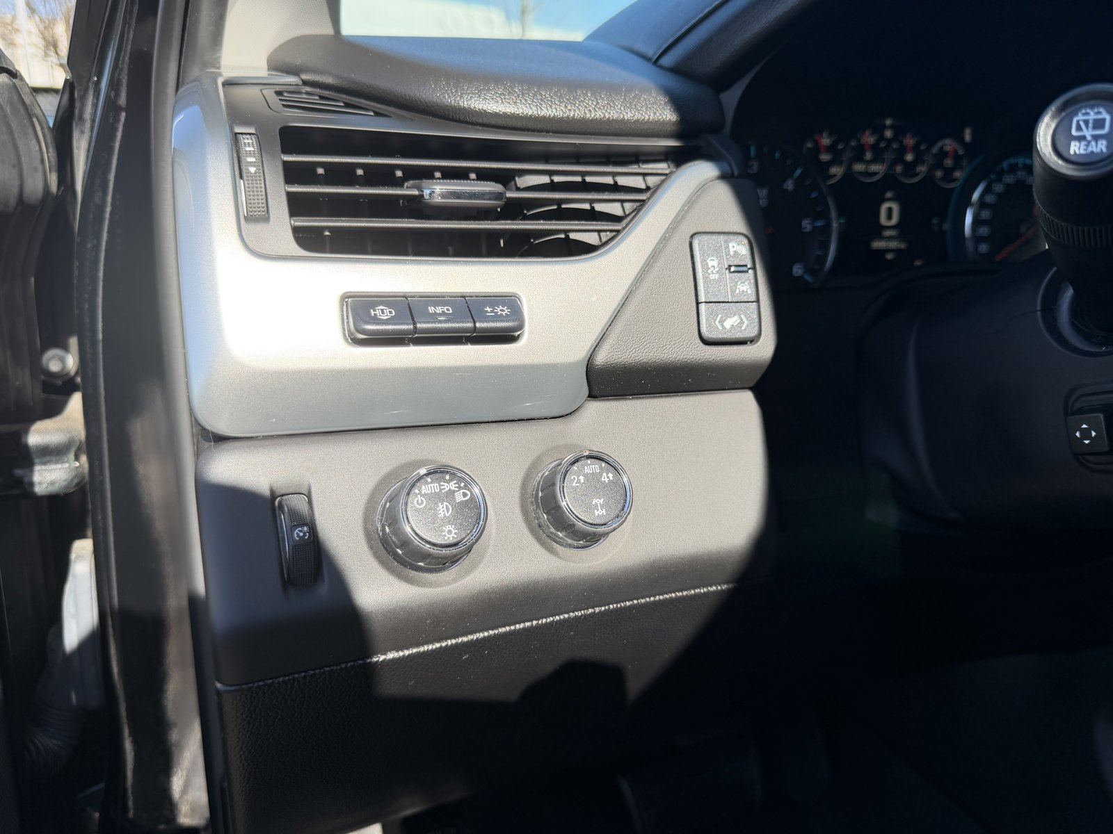 2016 CHEVROLET TAHOE - Image 13