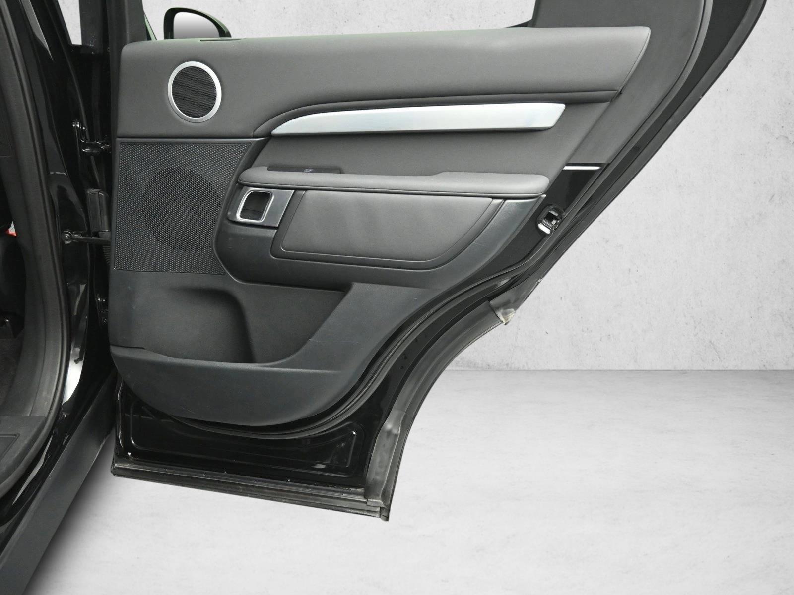 2020 LAND ROVER DISCOVERY - Image 28