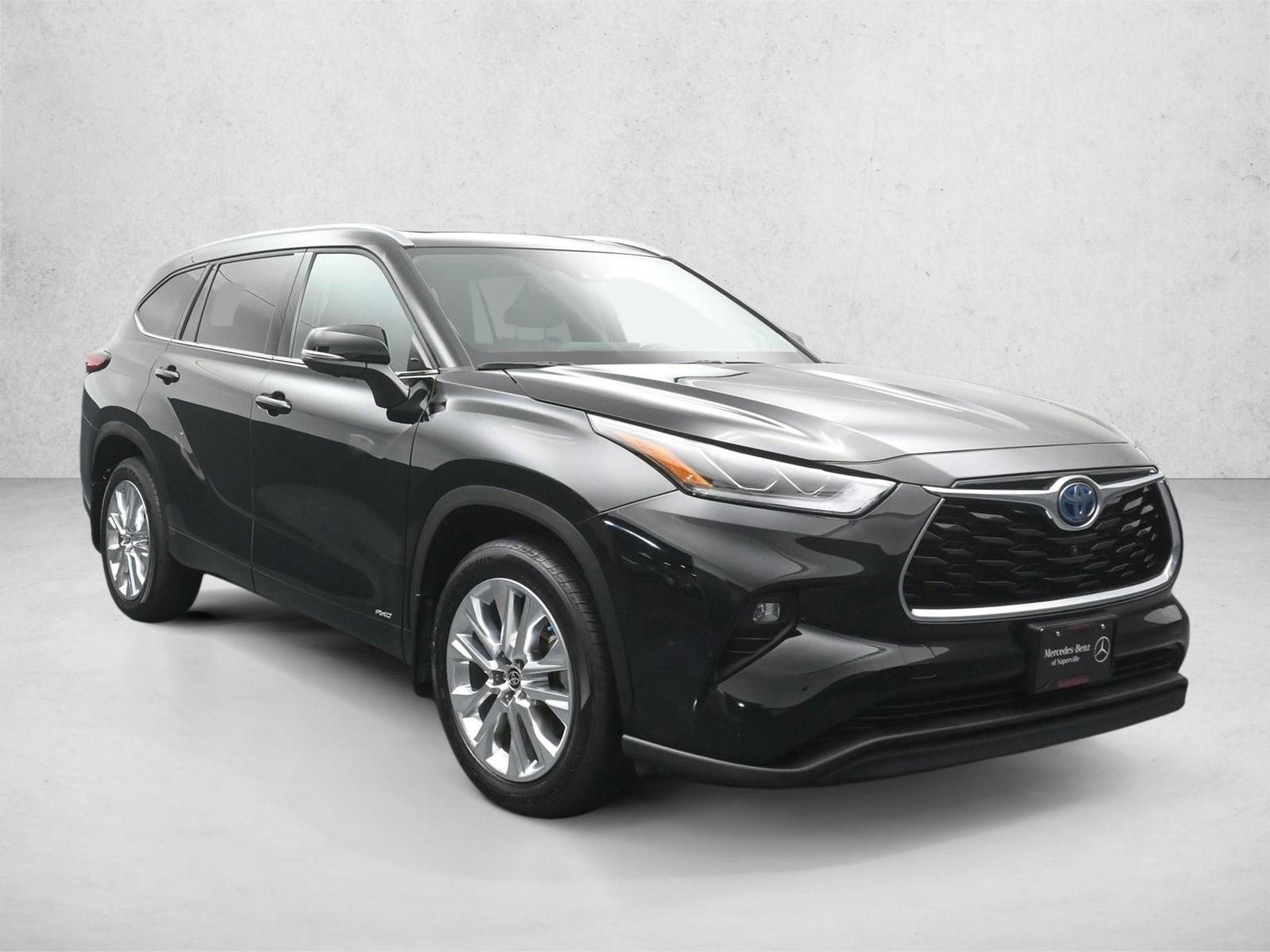2023 Toyota Highlander Hybrid Limited photo 4
