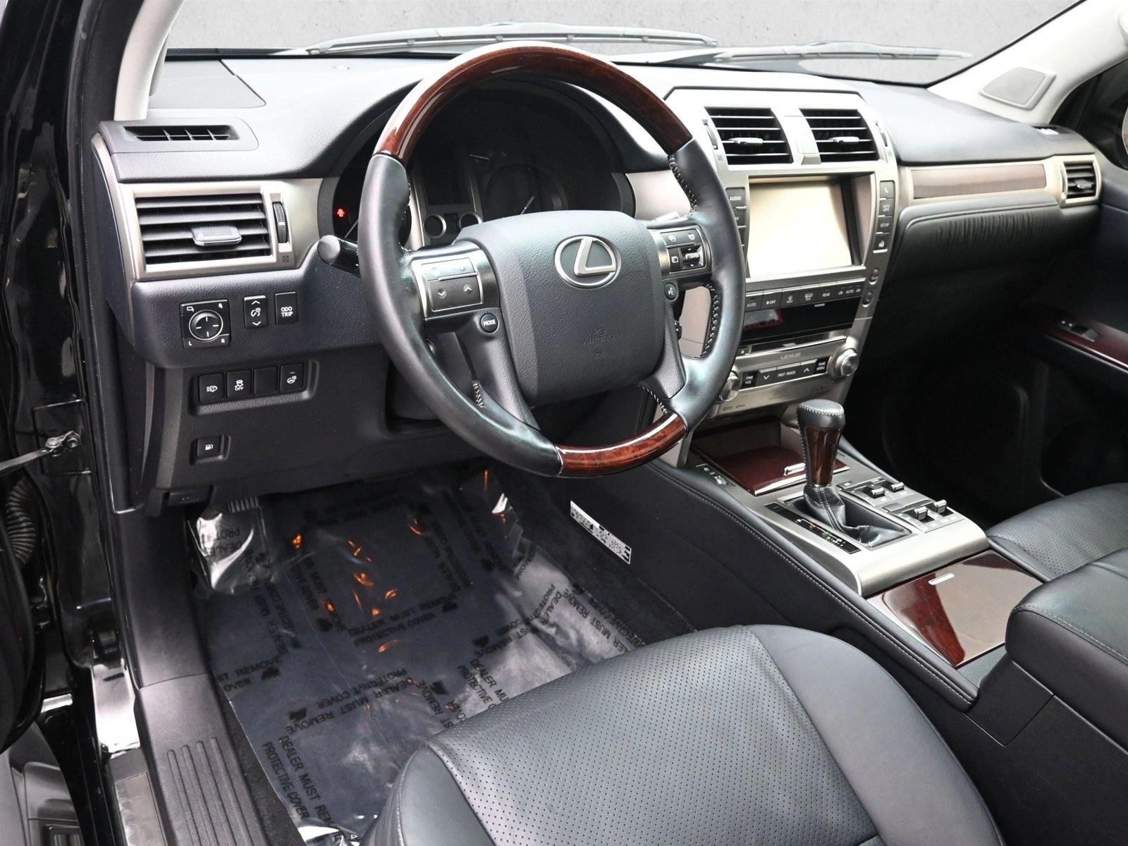 2017 LEXUS GX - Image 8