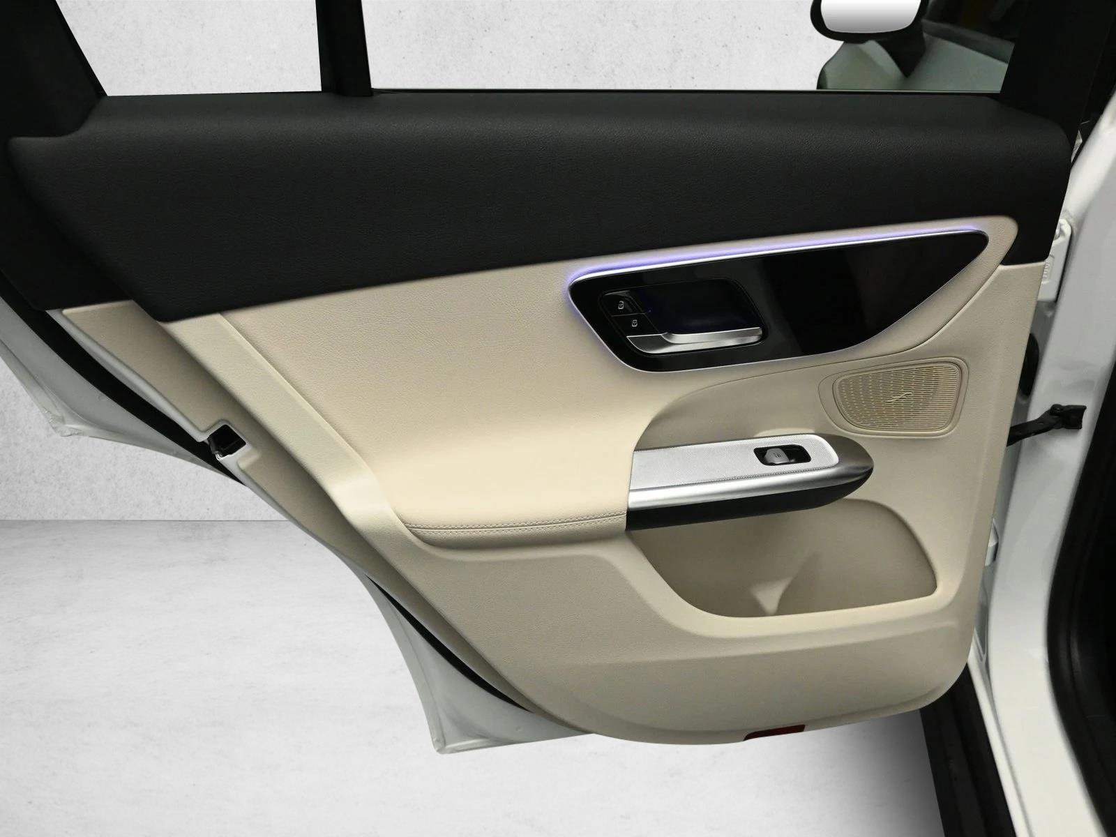 2025 MERCEDES-BENZ GLC-CLASS - Image 19