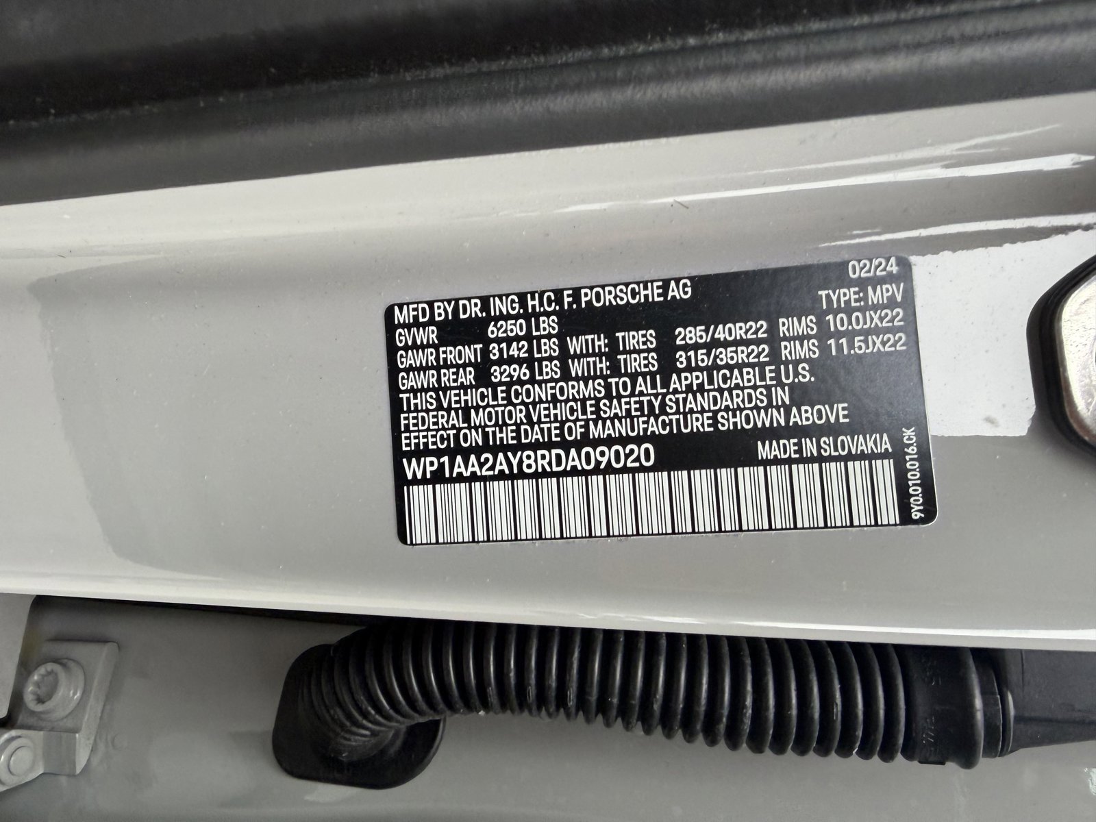 2024 PORSCHE CAYENNE - Image 20