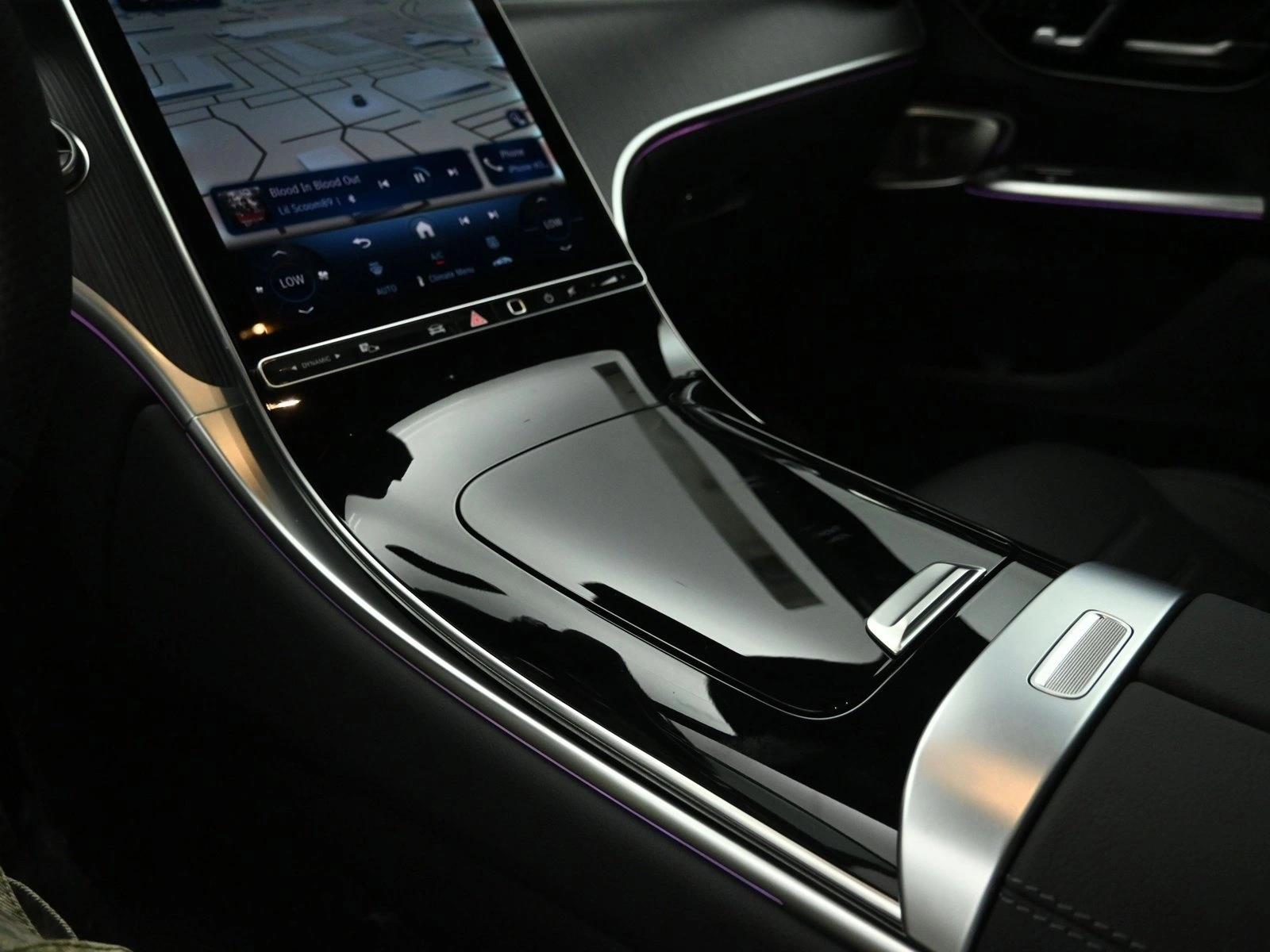 2025 MERCEDES-BENZ GLC-CLASS - Image 13