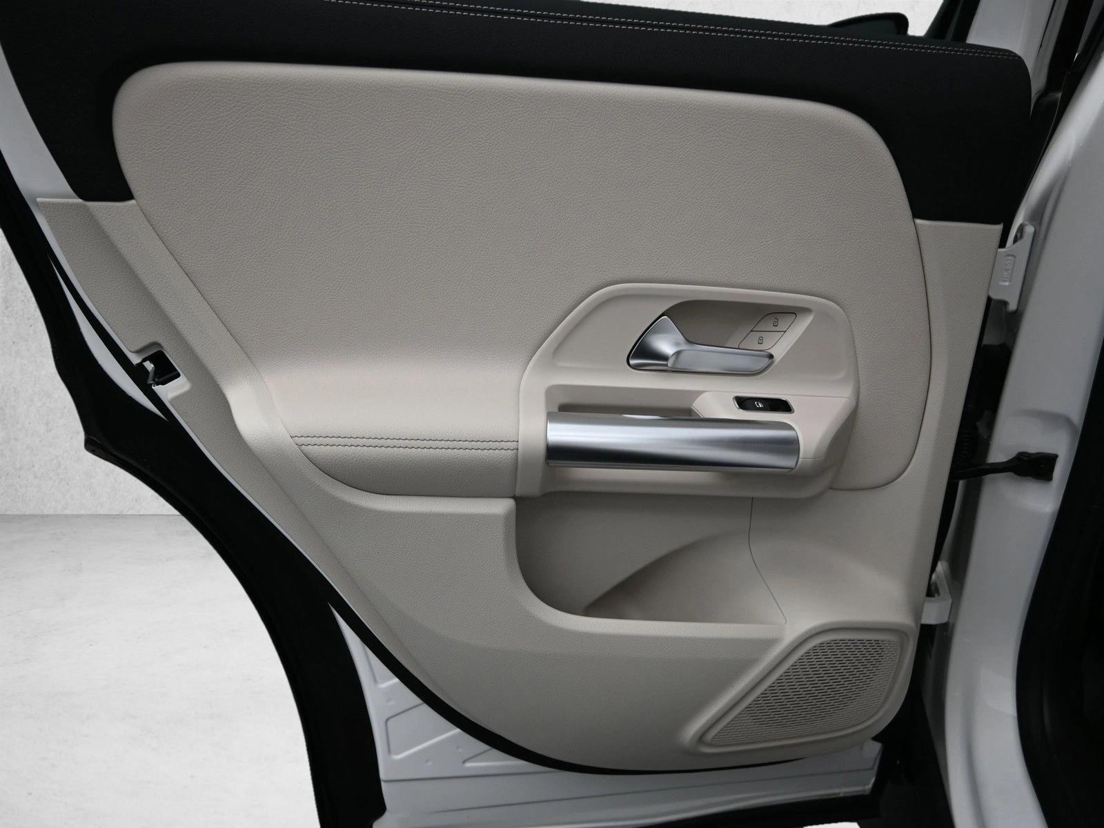 2025 MERCEDES-BENZ GLA-CLASS - Image 23