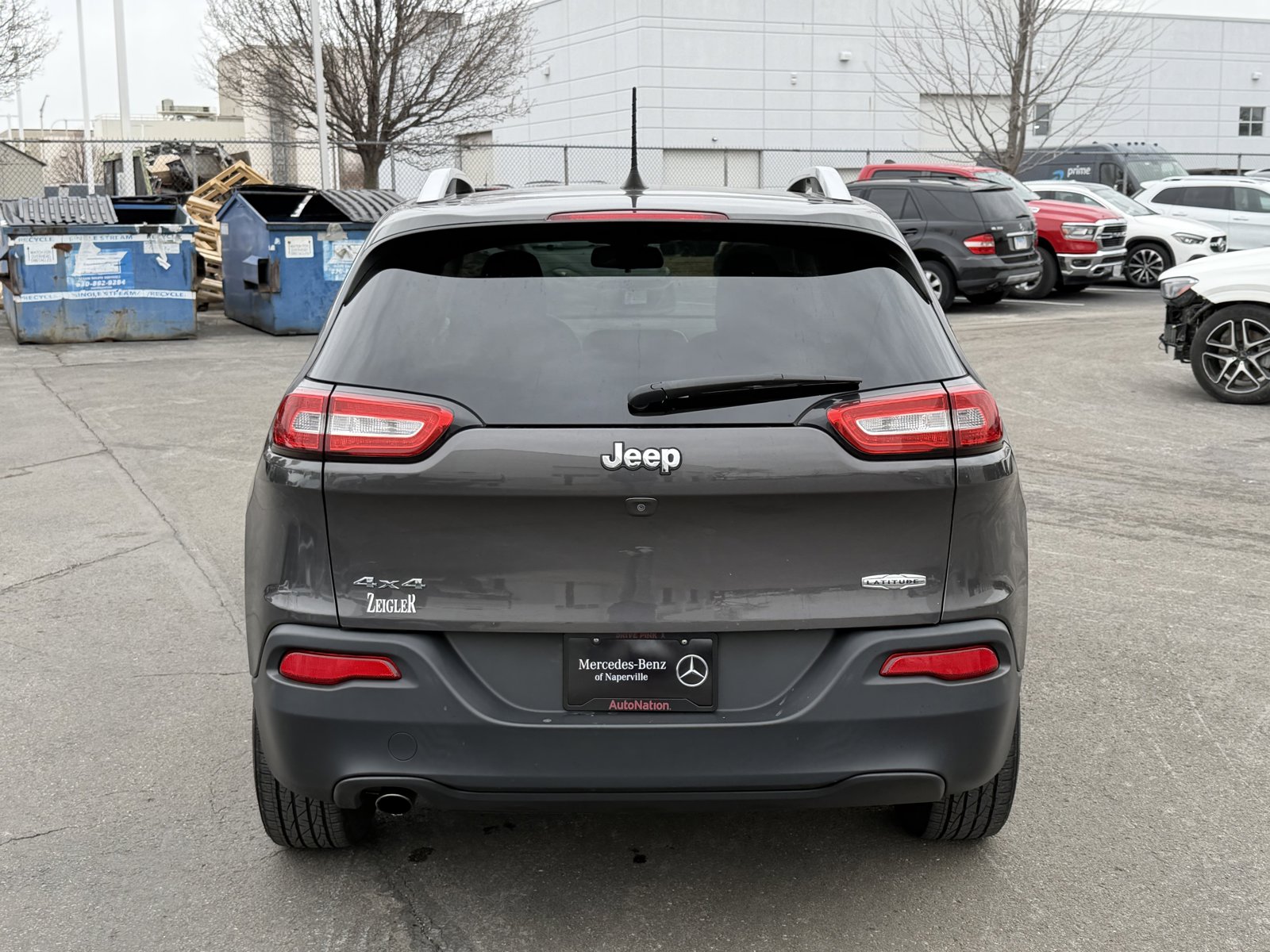 2017 JEEP CHEROKEE - Image 6