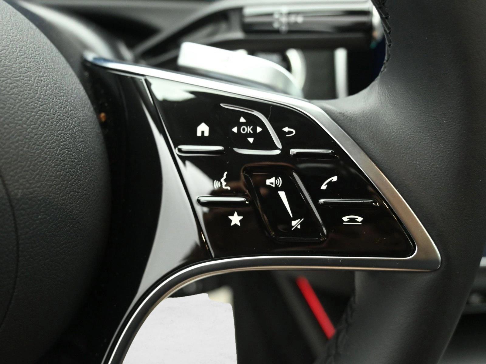 2025 MERCEDES-BENZ E-CLASS - Image 13