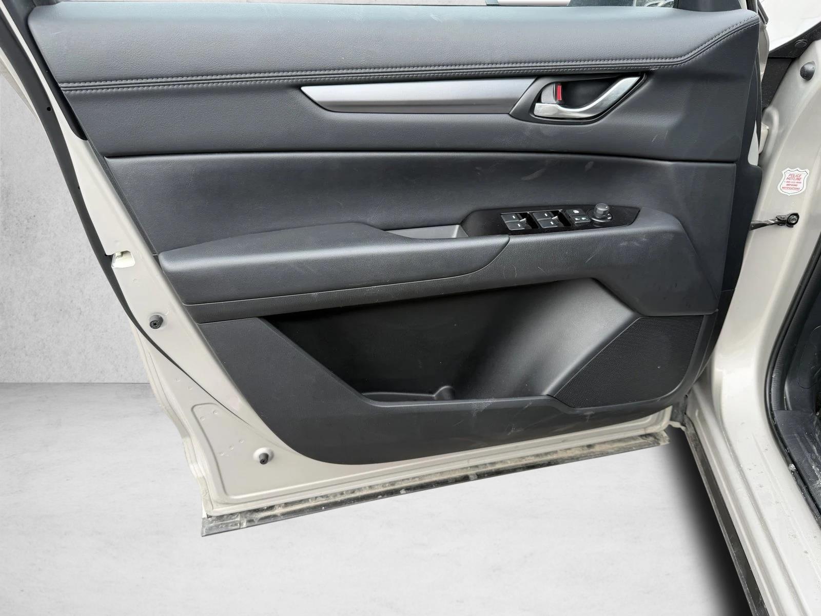 2025 MAZDA CX-5 - Image 12