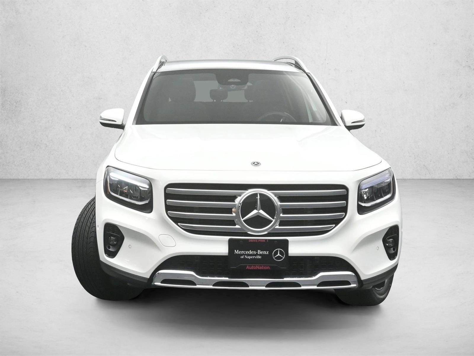 2025 Mercedes Benz GLB 250 4MATIC photo 3