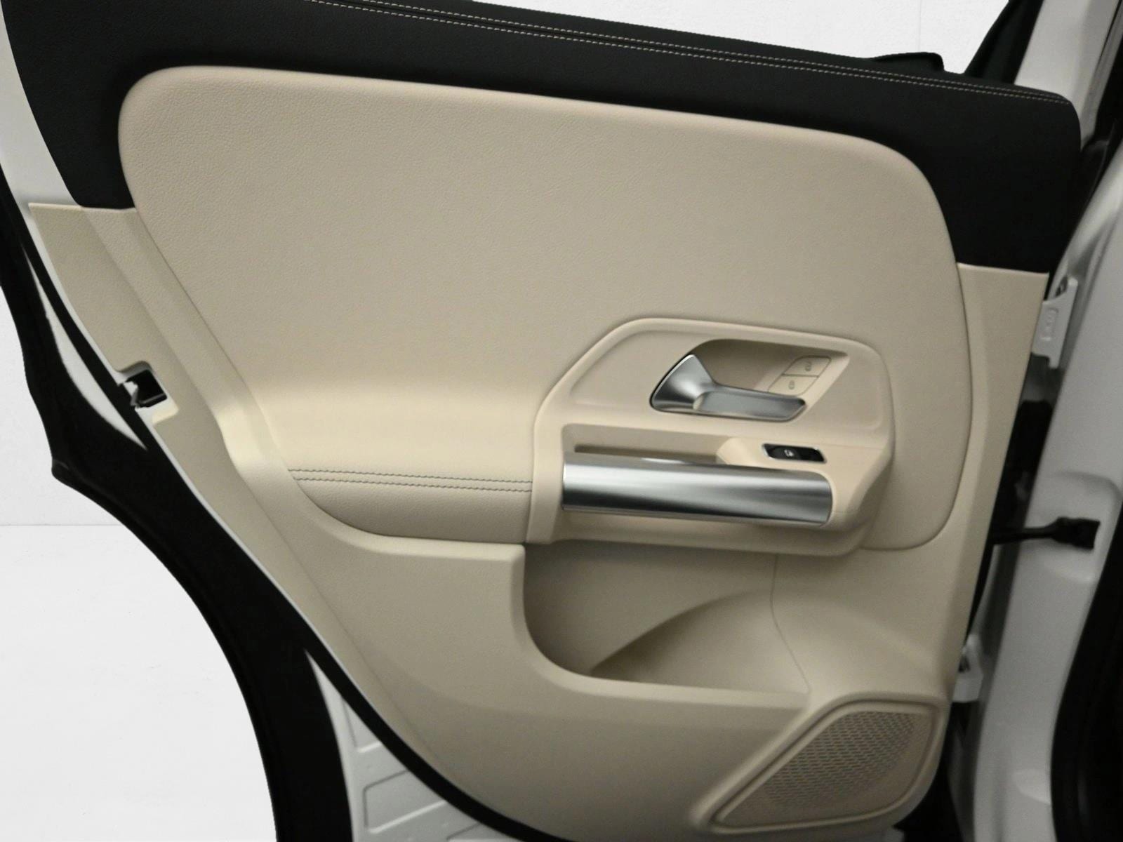 2026 MERCEDES-BENZ GLA-CLASS - Image 23