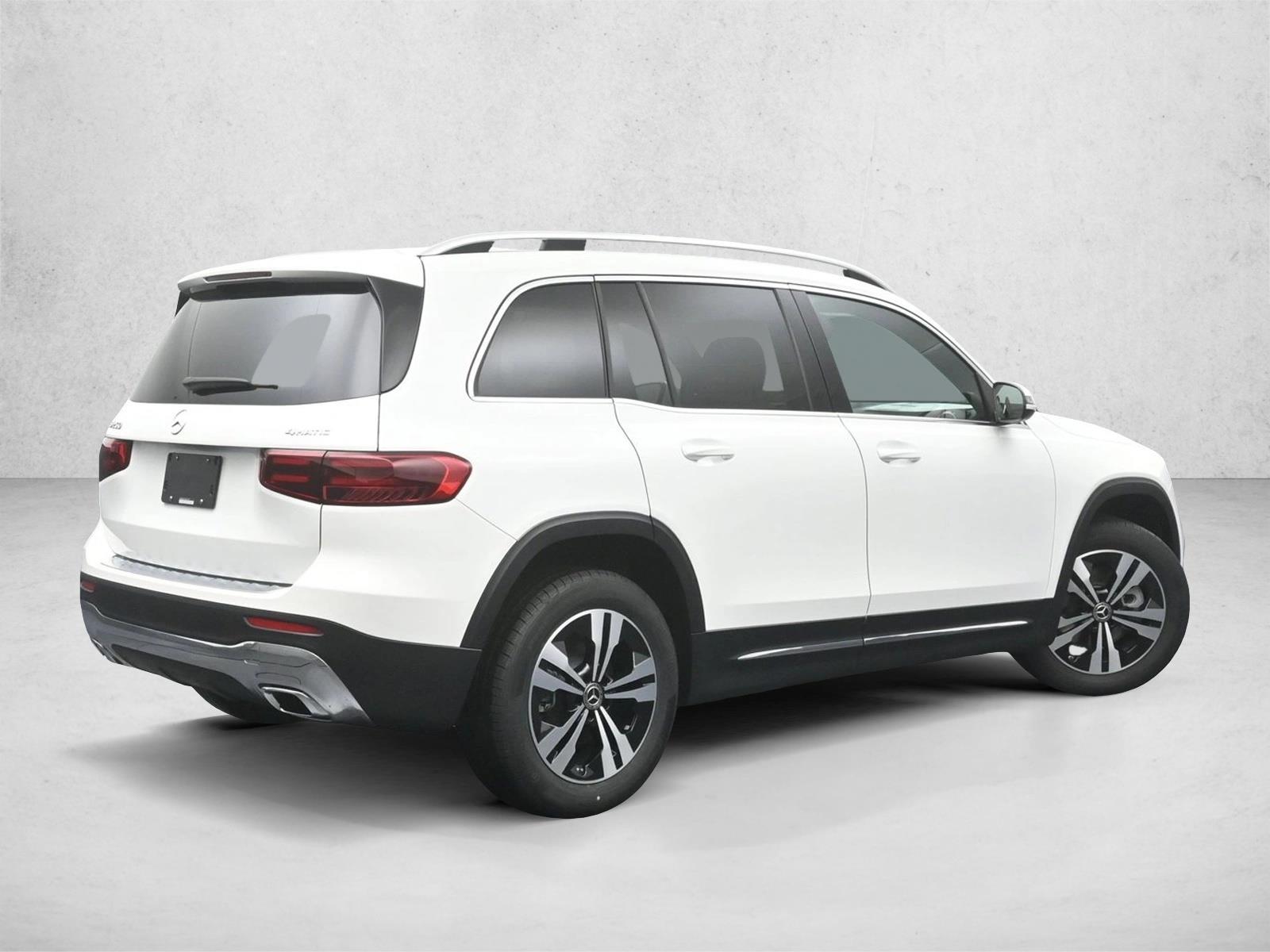 2025 Mercedes Benz GLB 250 4MATIC photo 2